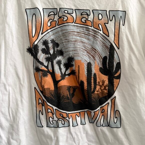 Dirtee Laundry Desert Festival Graphic Tee L White Band Tour Cactus Boho Western - Picture 2 of 6